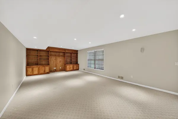 $699,000 | 1900 Emerald Forest Lane, Niles, MI 49120