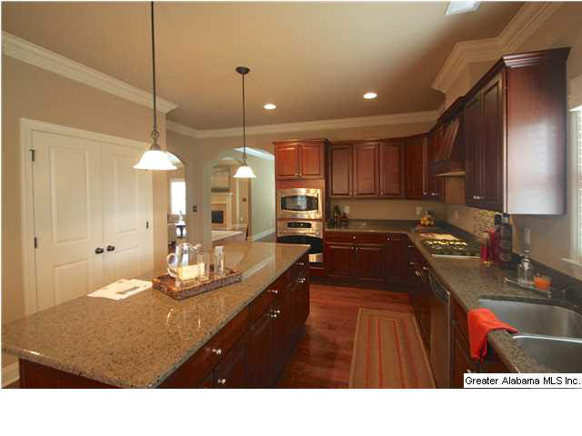 539 Twin Creek Road Birmingham, AL 35226 - Photo 10 of 32