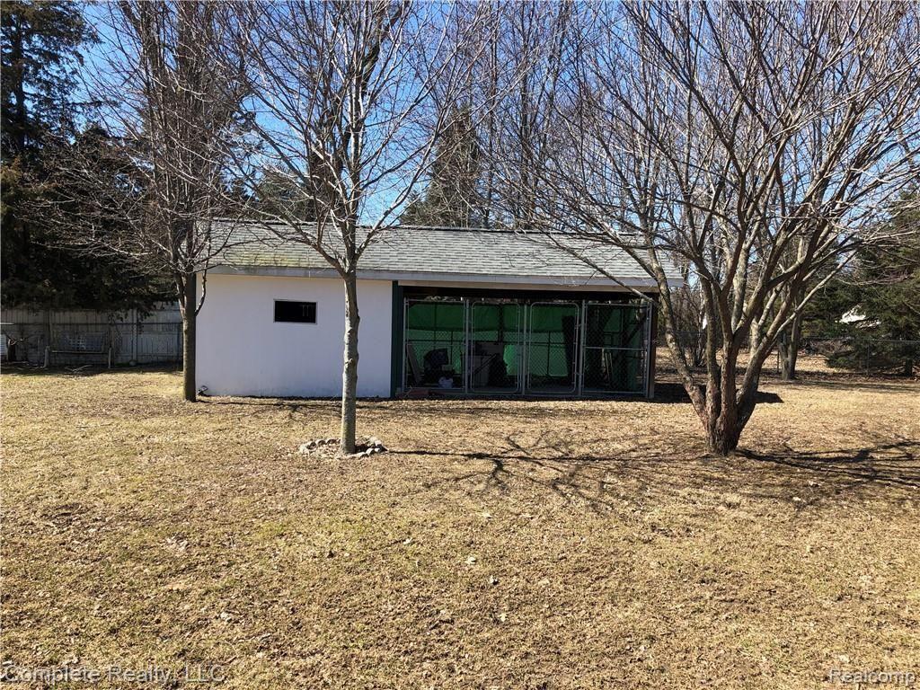 4373 Crosby Road Flint, MI 48506 - Photo 33 of 34