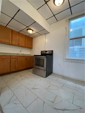 $1,400 | 235 High Street, Buffalo, NY 14204