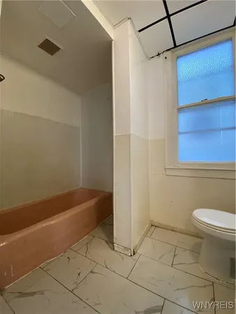 $1,400 | 235 High Street, Buffalo, NY 14204