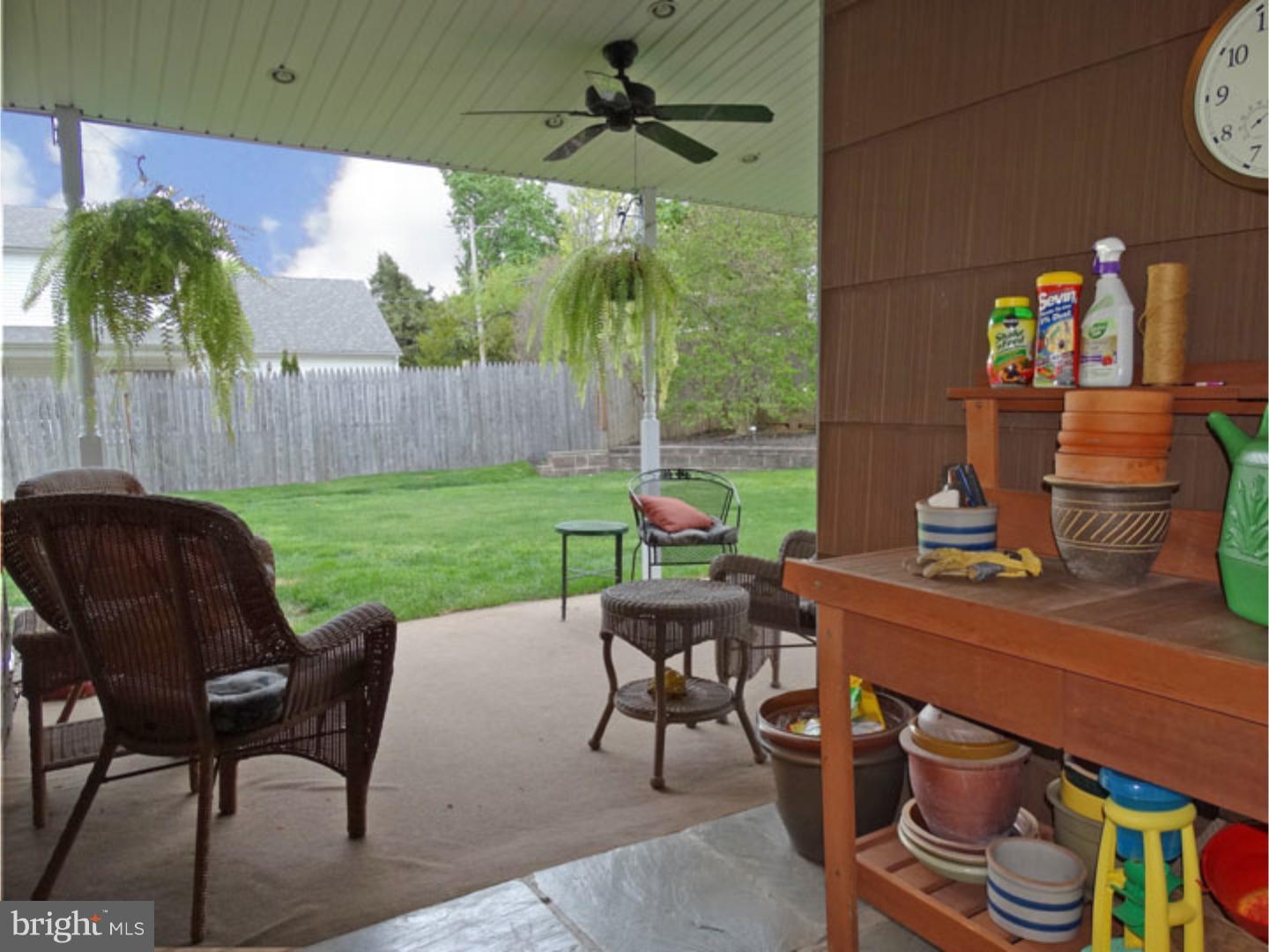 60 Round Hill Road Levittown, PA 19056 - Photo 23 of 25 Enclosed Porch