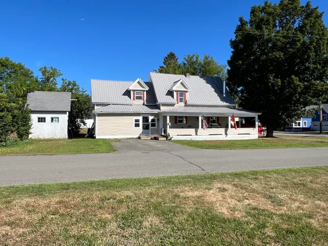 $189,000 | 93 Cleaves Street, Island Falls, ME 04747