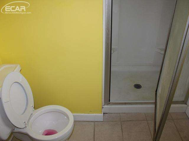 2108 South Dye Road Flint, MI 48532 - Photo 24 of 28 20452893-23.JPG