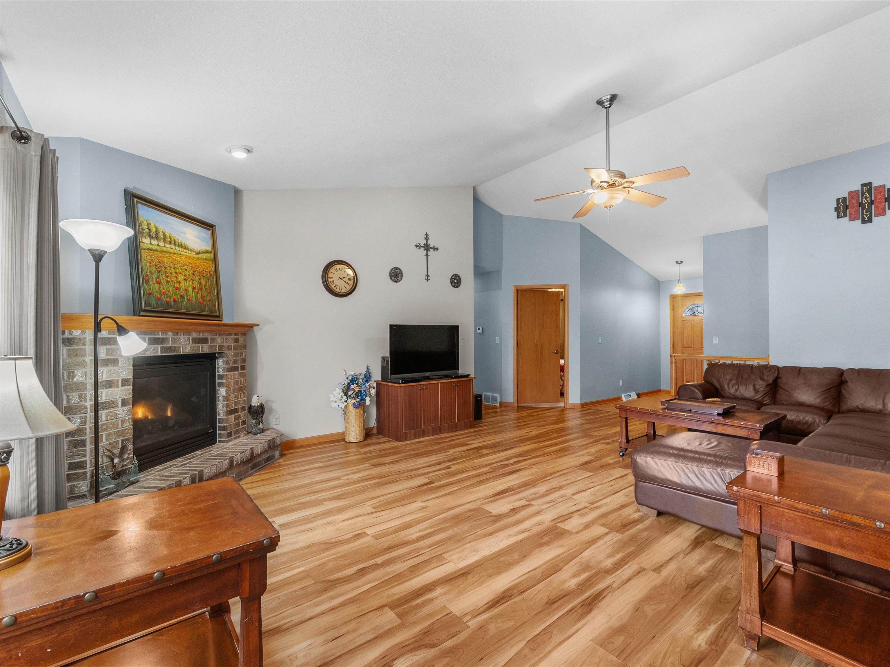 N6475 Rangeline Road Sheboygan, WI 53083 - Photo 4 of 26