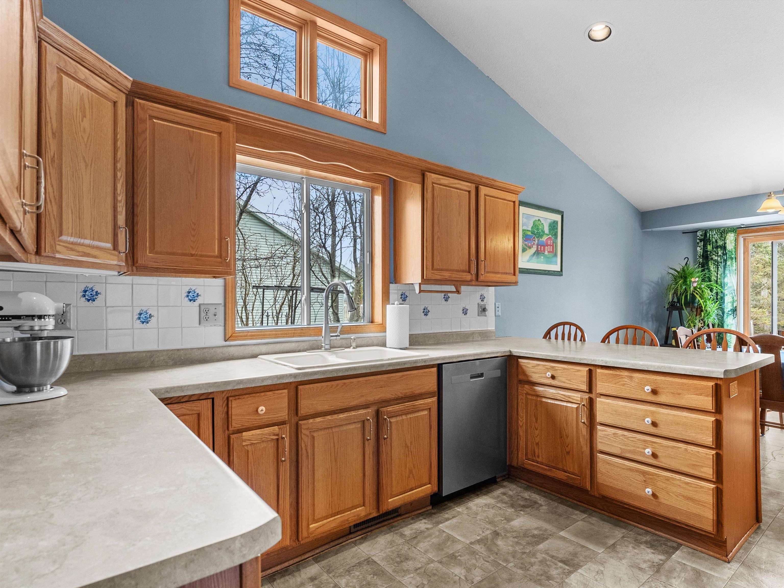 N6475 Rangeline Road Sheboygan, WI 53083 - Photo 8 of 26