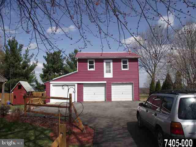1475 Fire Hall Road Spring Grove, PA 17362 - Photo 22 of 25