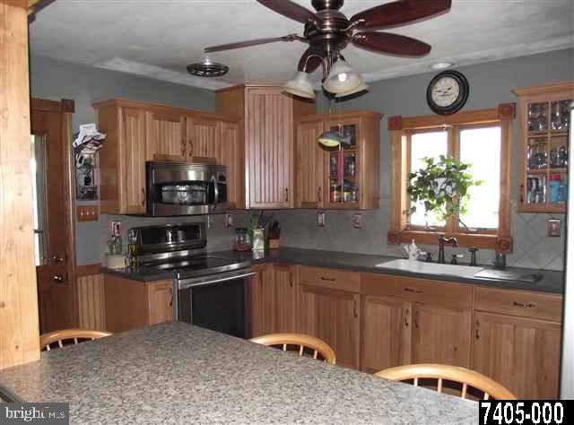 1475 Fire Hall Road Spring Grove, PA 17362 - Photo 6 of 25