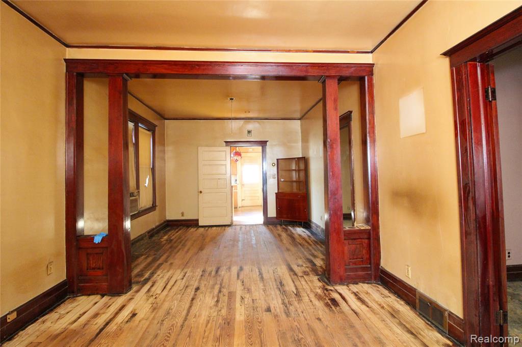 8357 Navy Street Detroit, MI 48209 - Photo 3 of 26