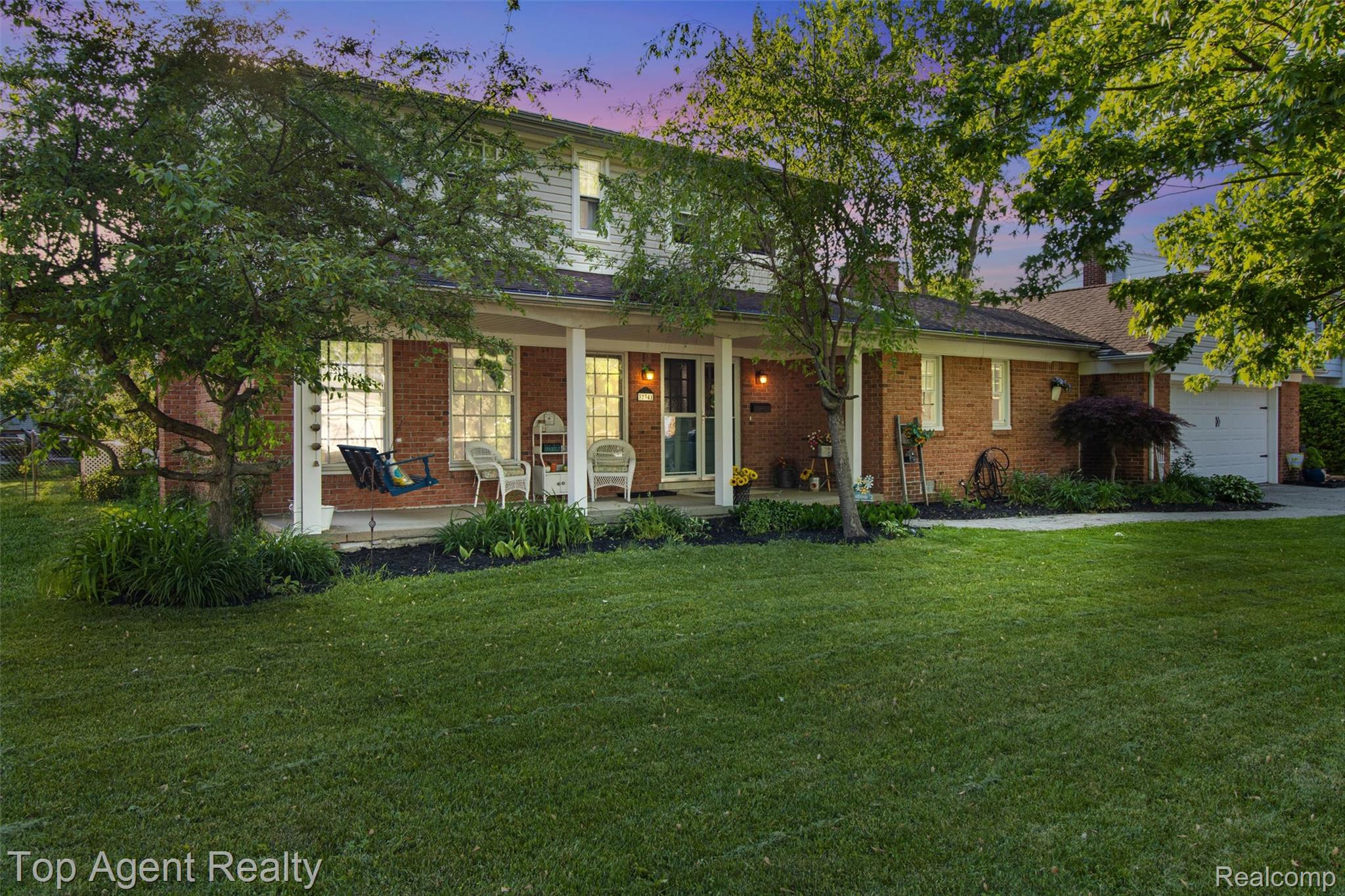 32341 Woody Road Fraser, MI 48026 - Photo 1 of 47 01-woody-001.jpg