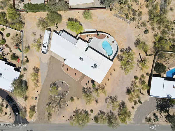 $621,900 | 900 West Las Palmas Drive, Tucson, AZ 85704
