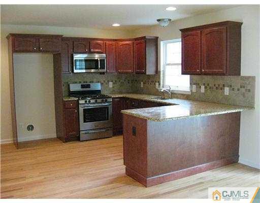 650 North Ave Extension Dunellen, NJ 08812 - Photo 3 of 10 Gallery Image 3