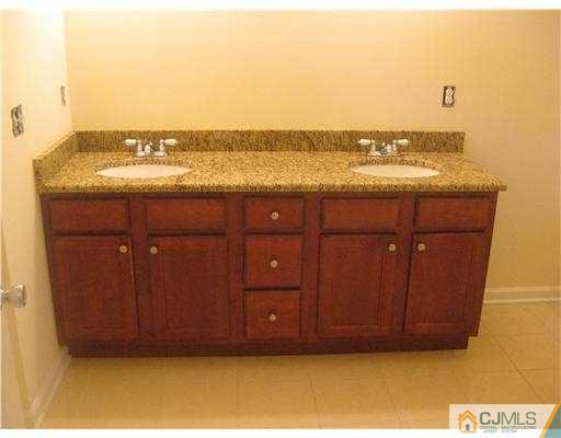650 North Ave Extension Dunellen, NJ 08812 - Photo 7 of 10 Gallery Image 7