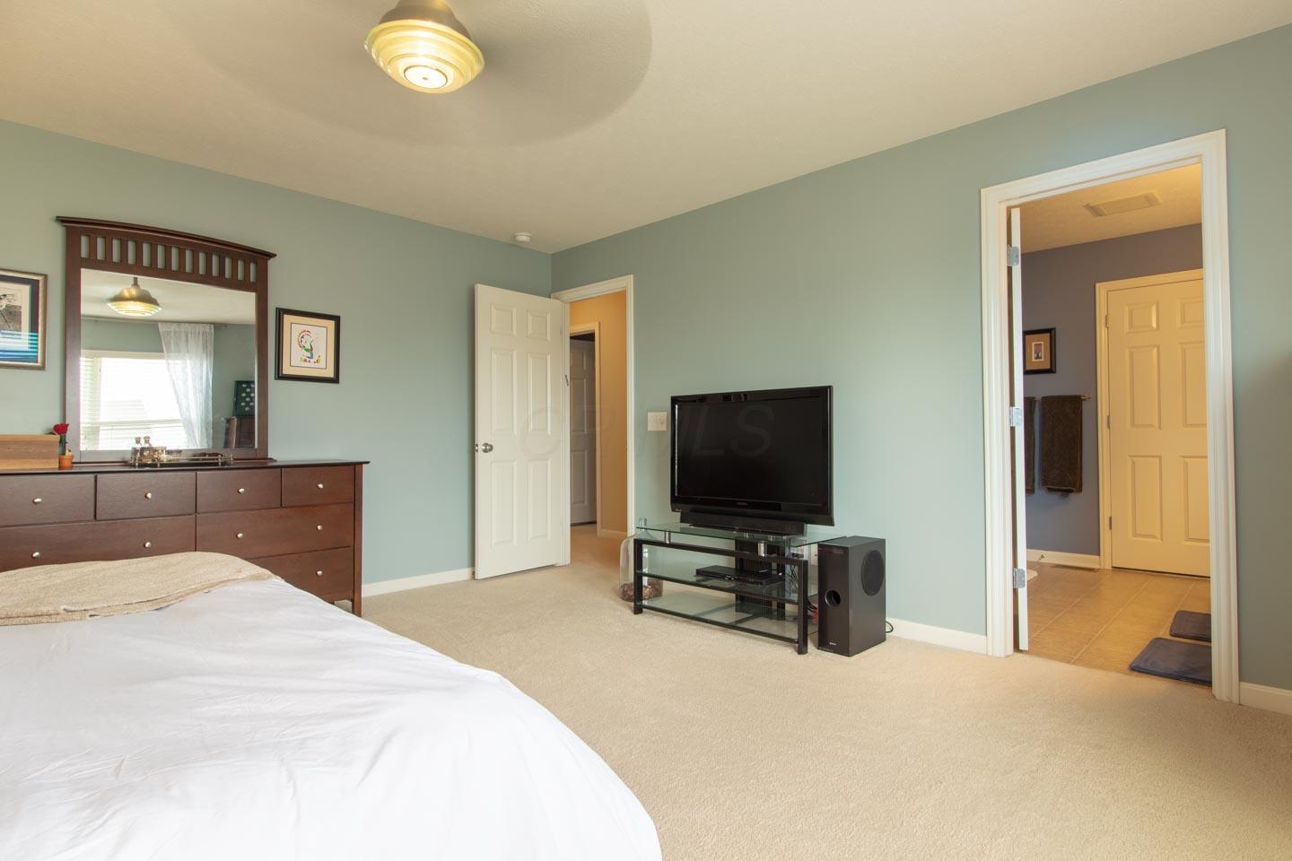 5769 Aderholt Road Dublin, OH 43016 - Photo 27 of 49 Gallery Image 27