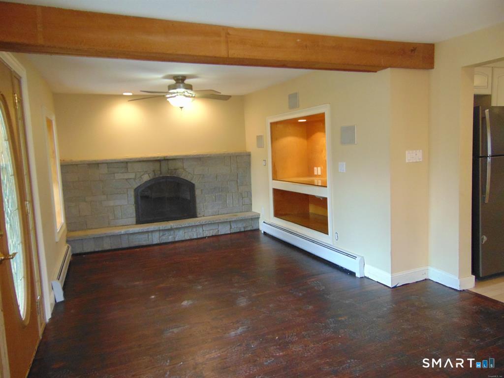 446 Fall Mountain Road Bristol, CT 06010 - Photo 15 of 27