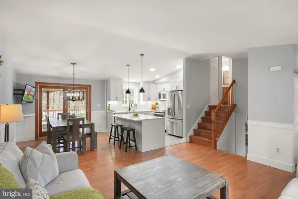 $715,000 | 8282 Morning Dew Court, Springfield, VA 22153