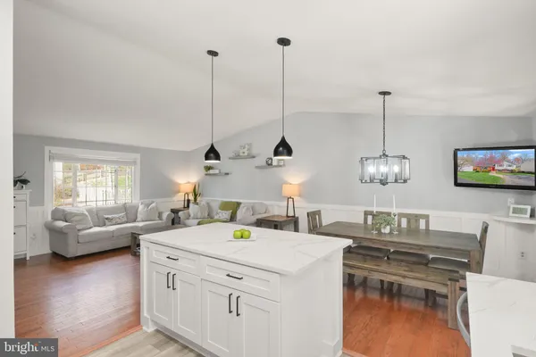 $715,000 | 8282 Morning Dew Court, Springfield, VA 22153