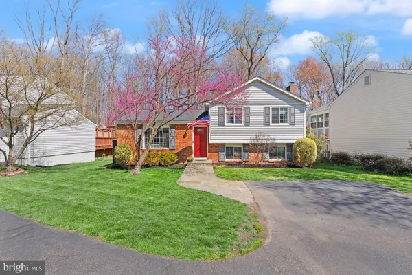 $715,000 | 8282 Morning Dew Court, Springfield, VA 22153