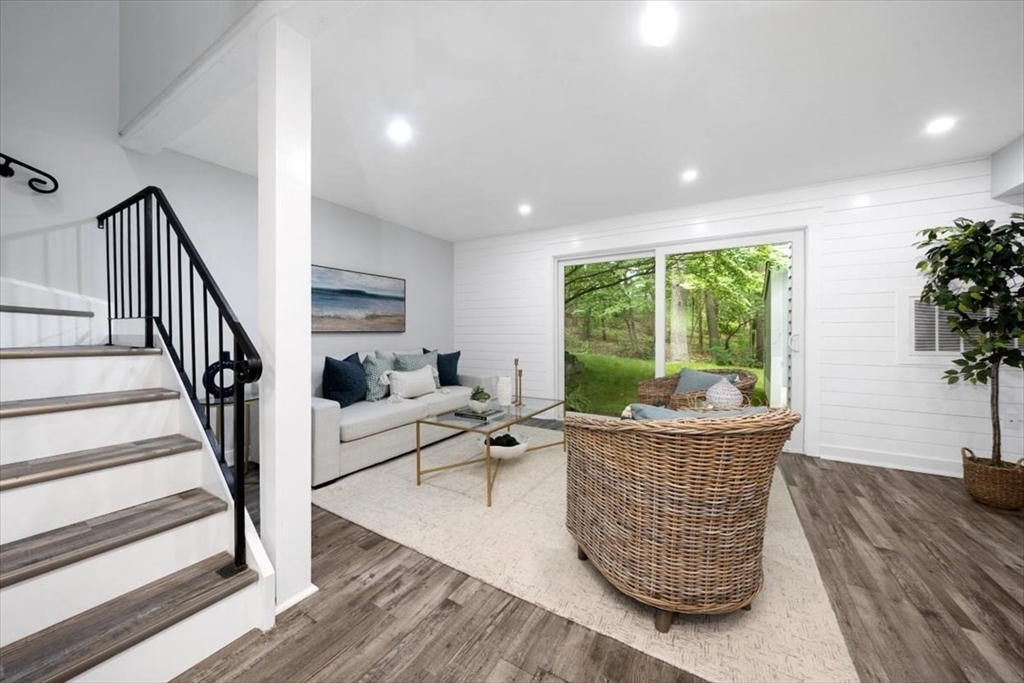 3 Beal's Cove Road, Unit E Hingham, MA 02043 - Photo 9 of 16 Gallery Image 9