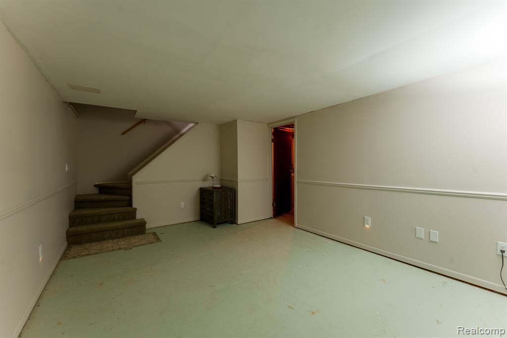 264 1st Street Rochester, MI 48307 - Photo 14 of 21 Gallery Image 14