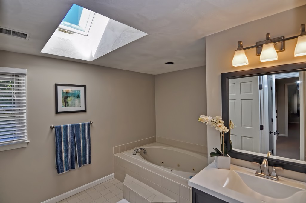 24 Jackson Circle Franklin, MA 02038 - Photo 17 of 29