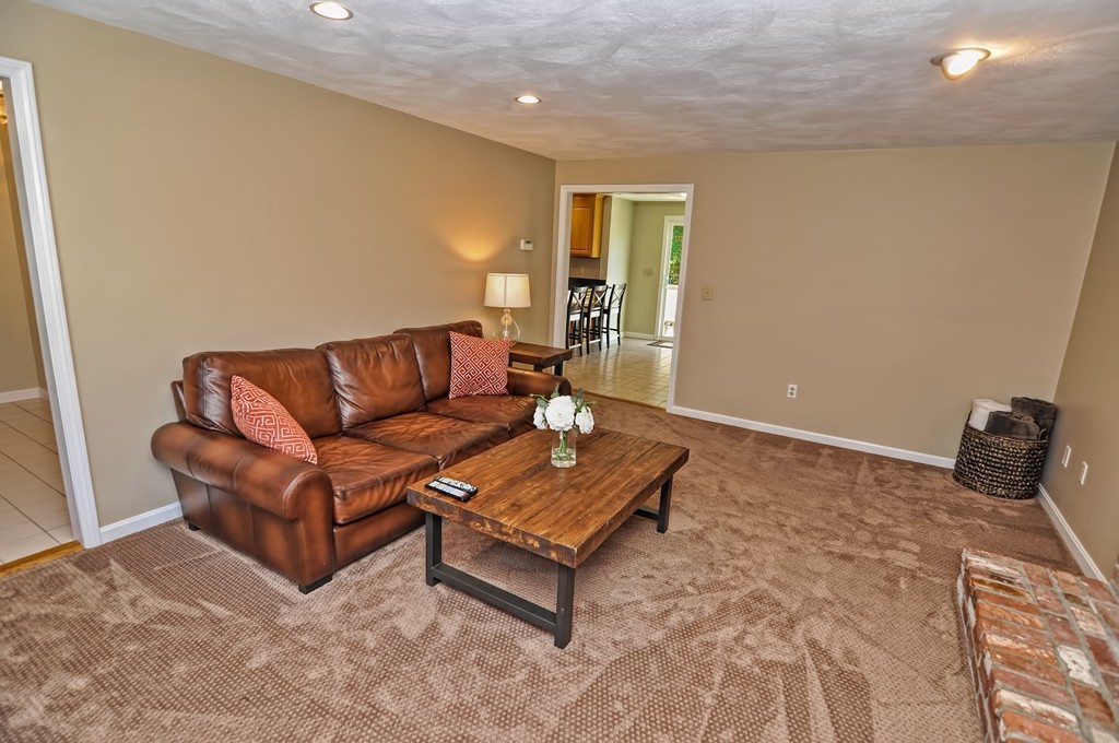 24 Jackson Circle Franklin, MA 02038 - Photo 10 of 29