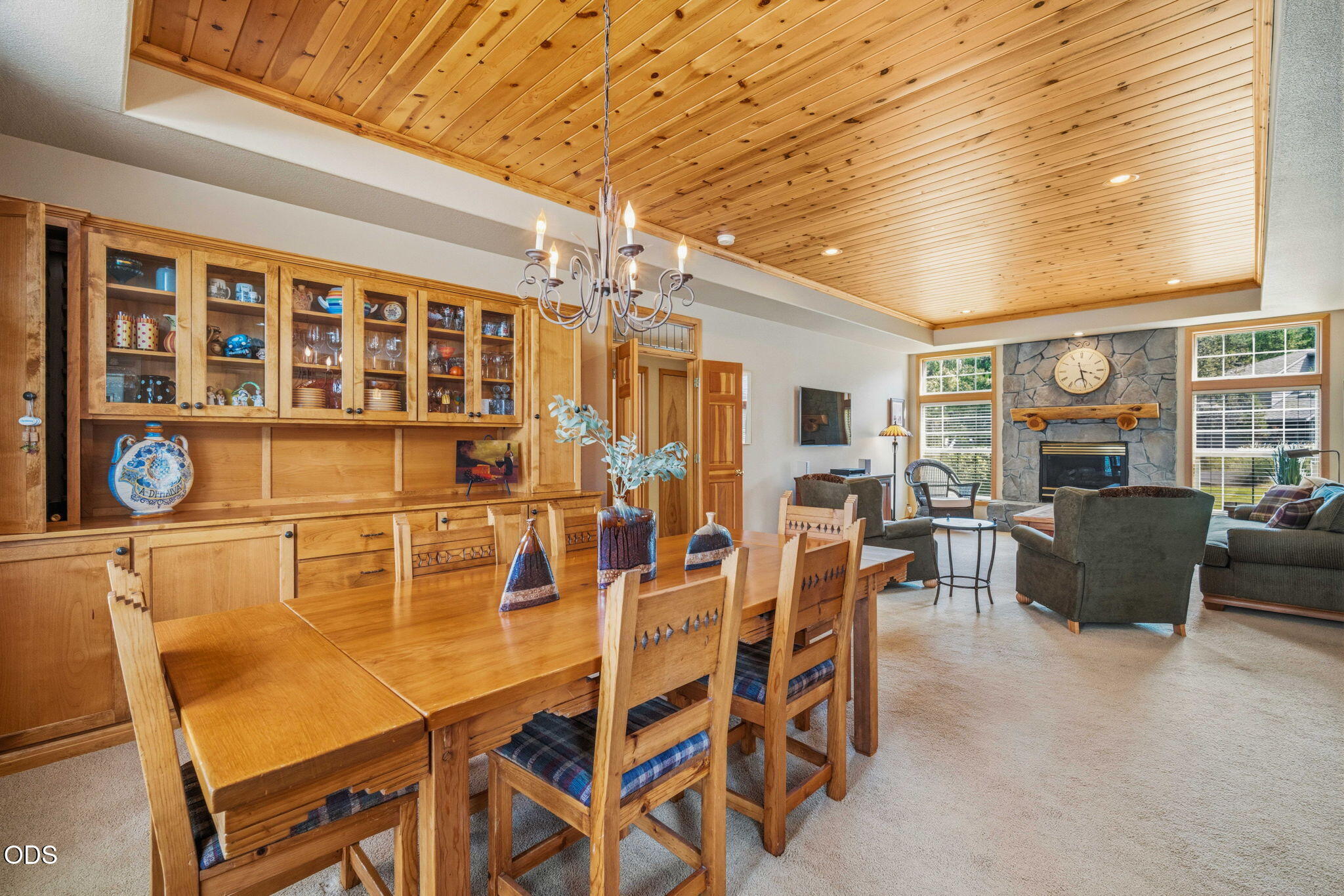 57719 Poplar Lane Sunriver, OR 97707 - Photo 14 of 46