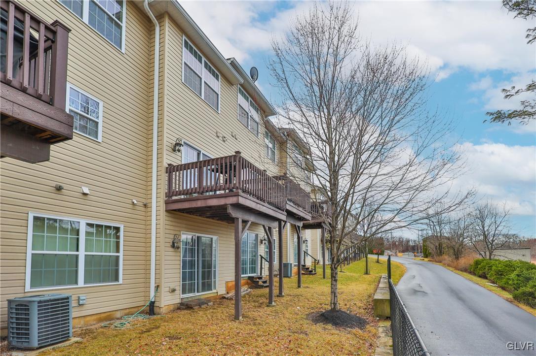 2202 Rising Hill Road Whitehall, PA 18052 - Photo 34 of 35 Gallery Image 34