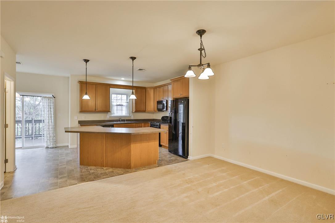 2202 Rising Hill Road Whitehall, PA 18052 - Photo 7 of 35 Gallery Image 7