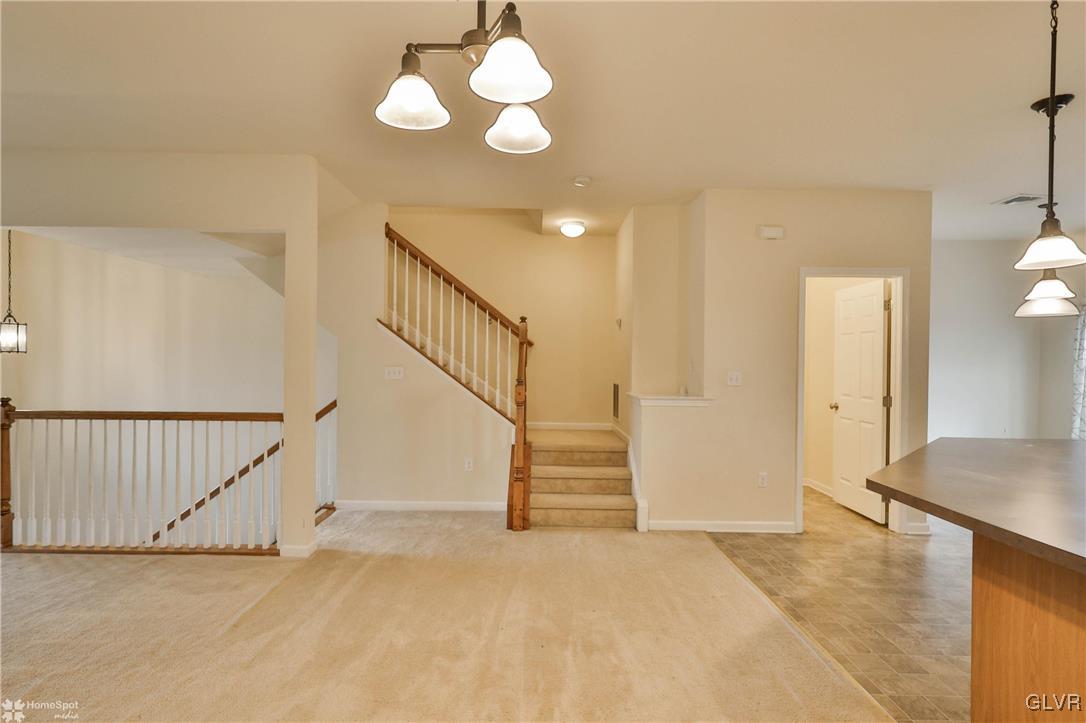2202 Rising Hill Road Whitehall, PA 18052 - Photo 10 of 35 Gallery Image 10