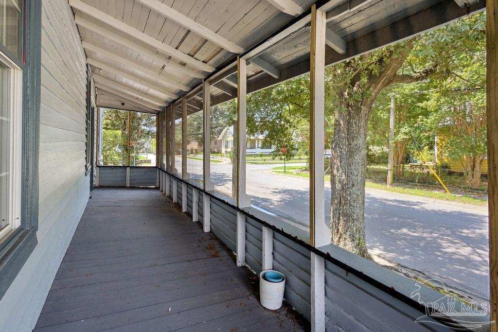 600 East Jackson Street Pensacola, FL 32501 - Photo 17 of 45 a view of a porch