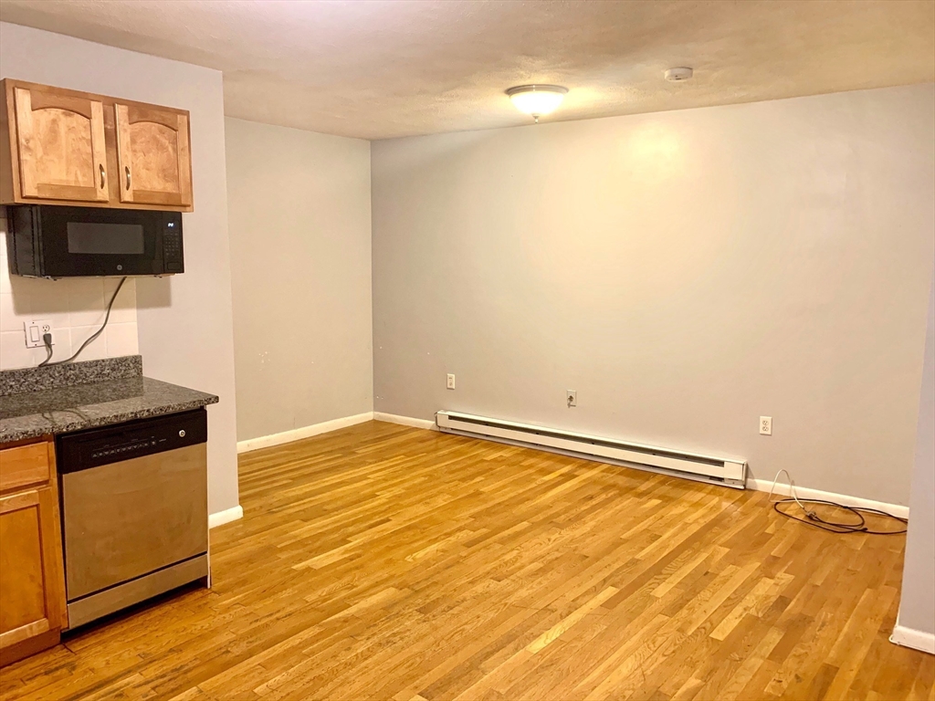 59 R Salem Street, Unit 1 Boston, MA 02113 - Photo 5 of 8 Gallery Image 5