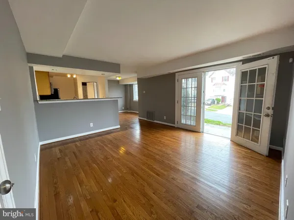 $194,900 | 2512 Markham Lane, Unit 1, Landover, MD 20785
