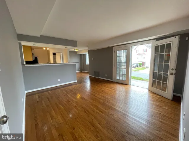 $194,900 | 2512 Markham Lane, Unit 1, Landover, MD 20785