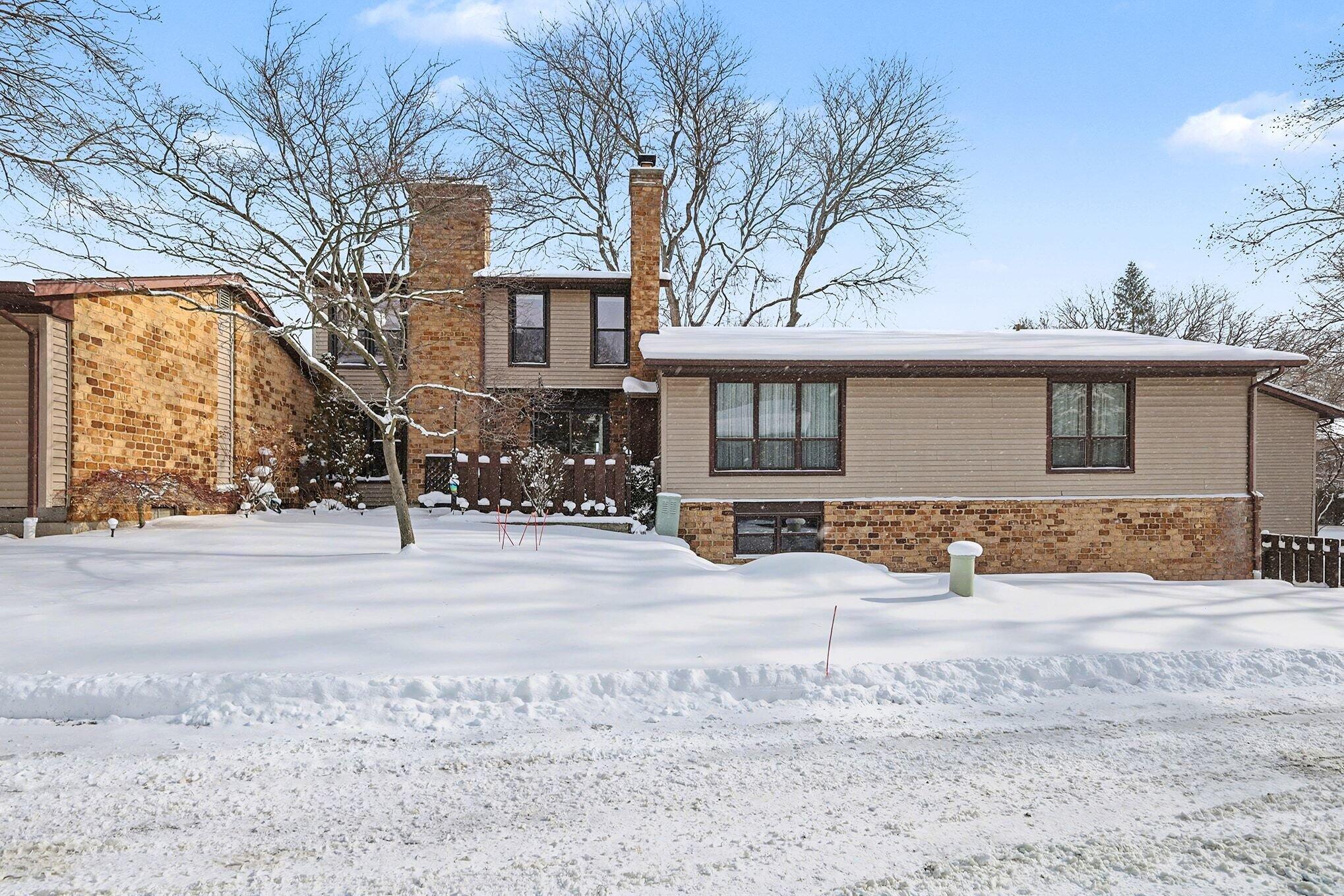 2596 Knightsbridge Road Southeast, Unit 76 Grand Rapids, MI 49546 - Photo 2 of 28 002_file_7398