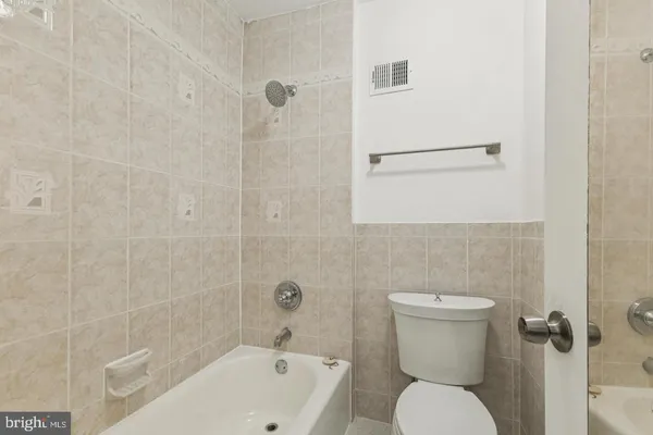 $3,200 | 10271 Braddock Road, Fairfax, VA 22032