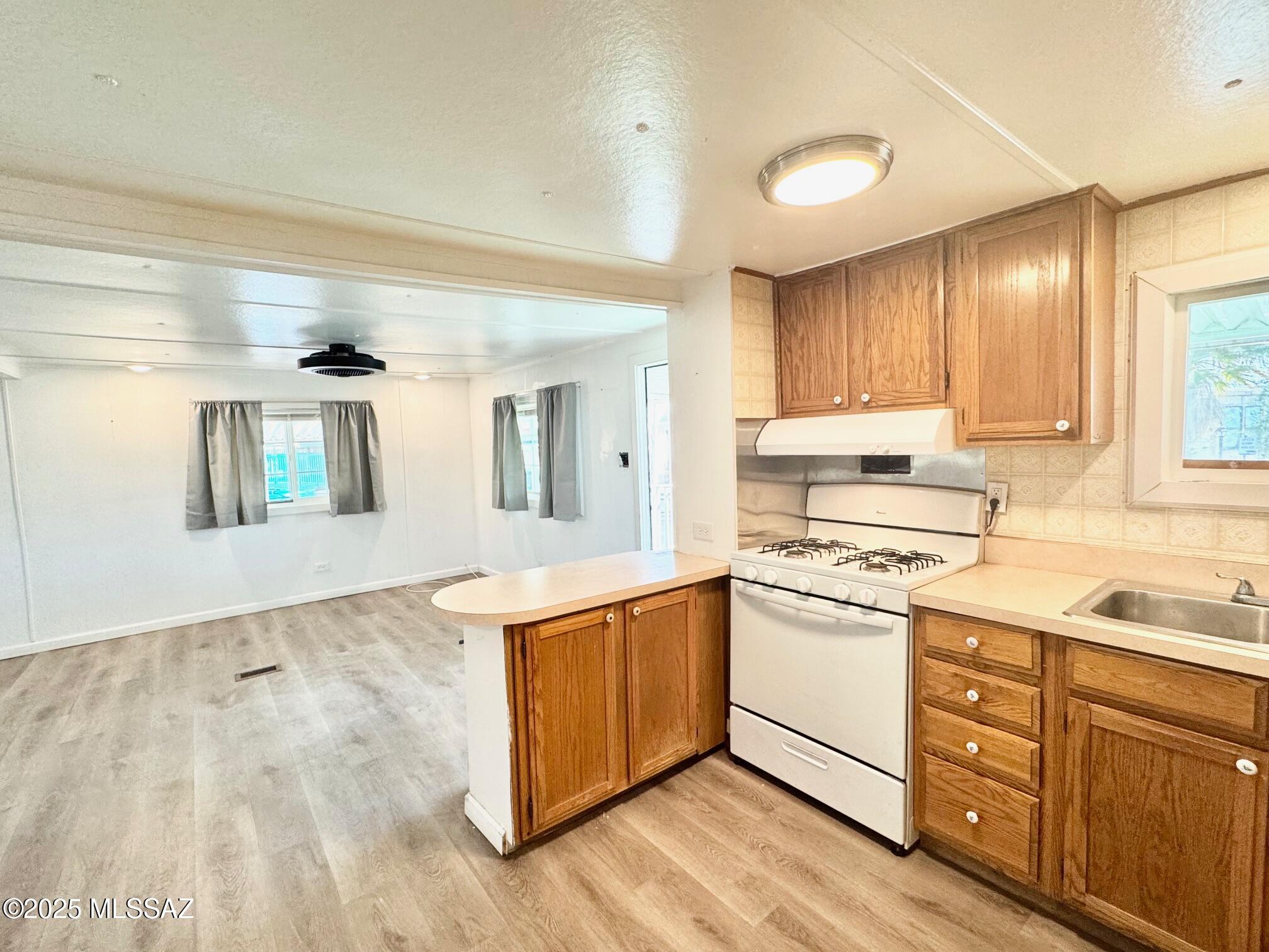 3426 North Romero Road, Unit 29 Tucson, AZ 85705 - Photo 6 of 22 Gallery Image 6