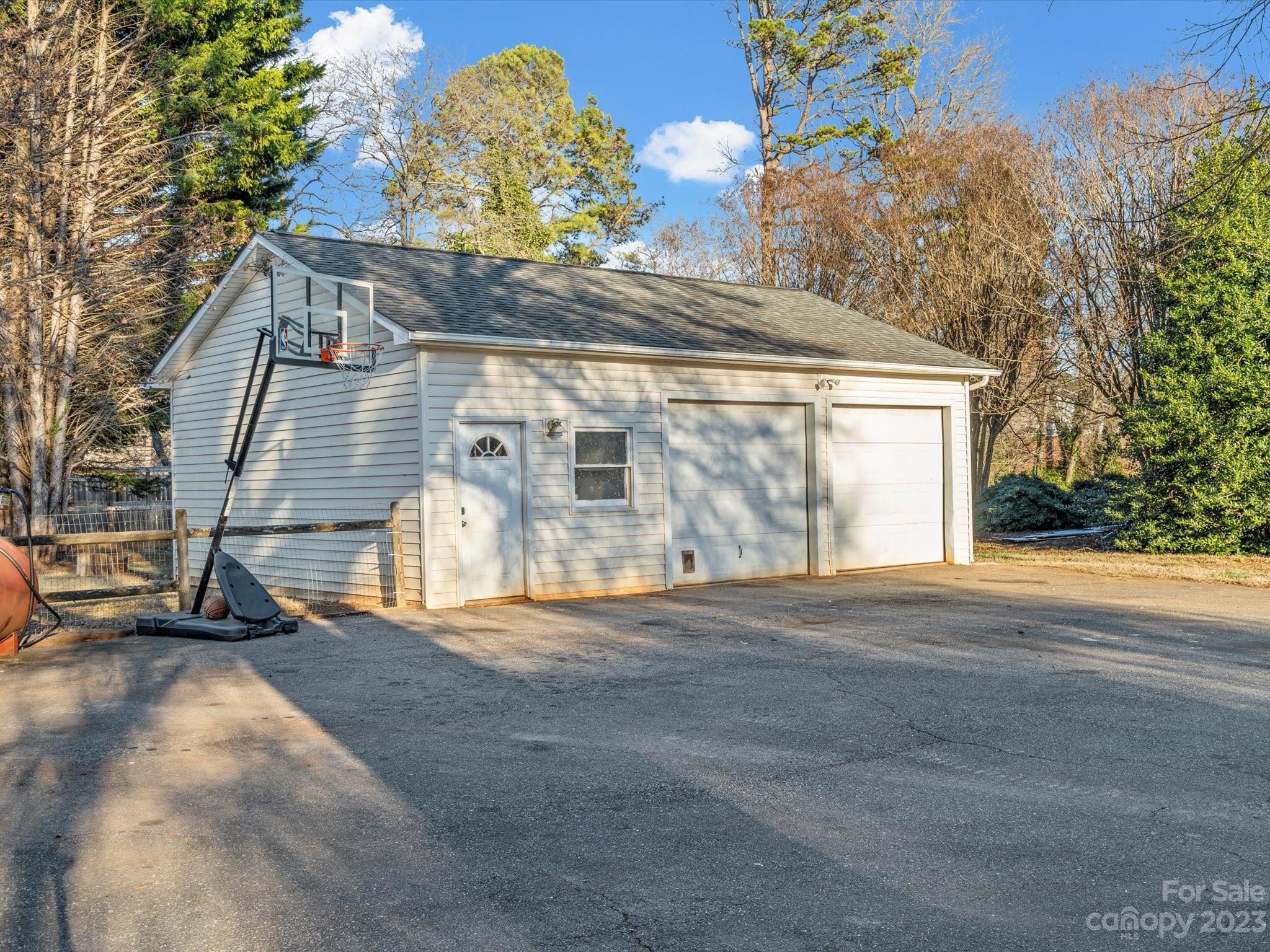 2489 Country Club Road Lincolnton, NC 28092 - Photo 15 of 47 Gallery Image 15