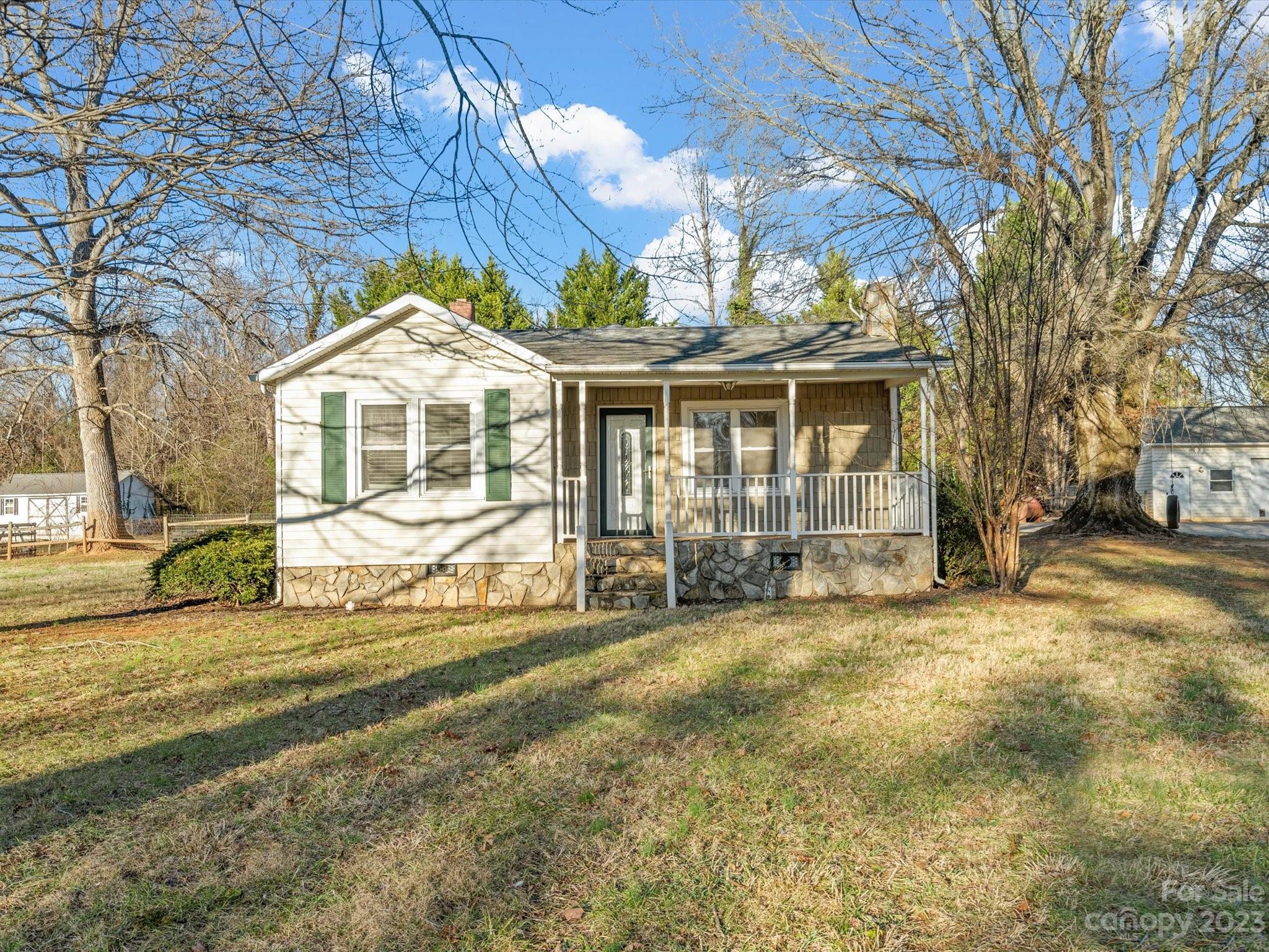 2489 Country Club Road Lincolnton, NC 28092 - Photo 7 of 47 Gallery Image 7