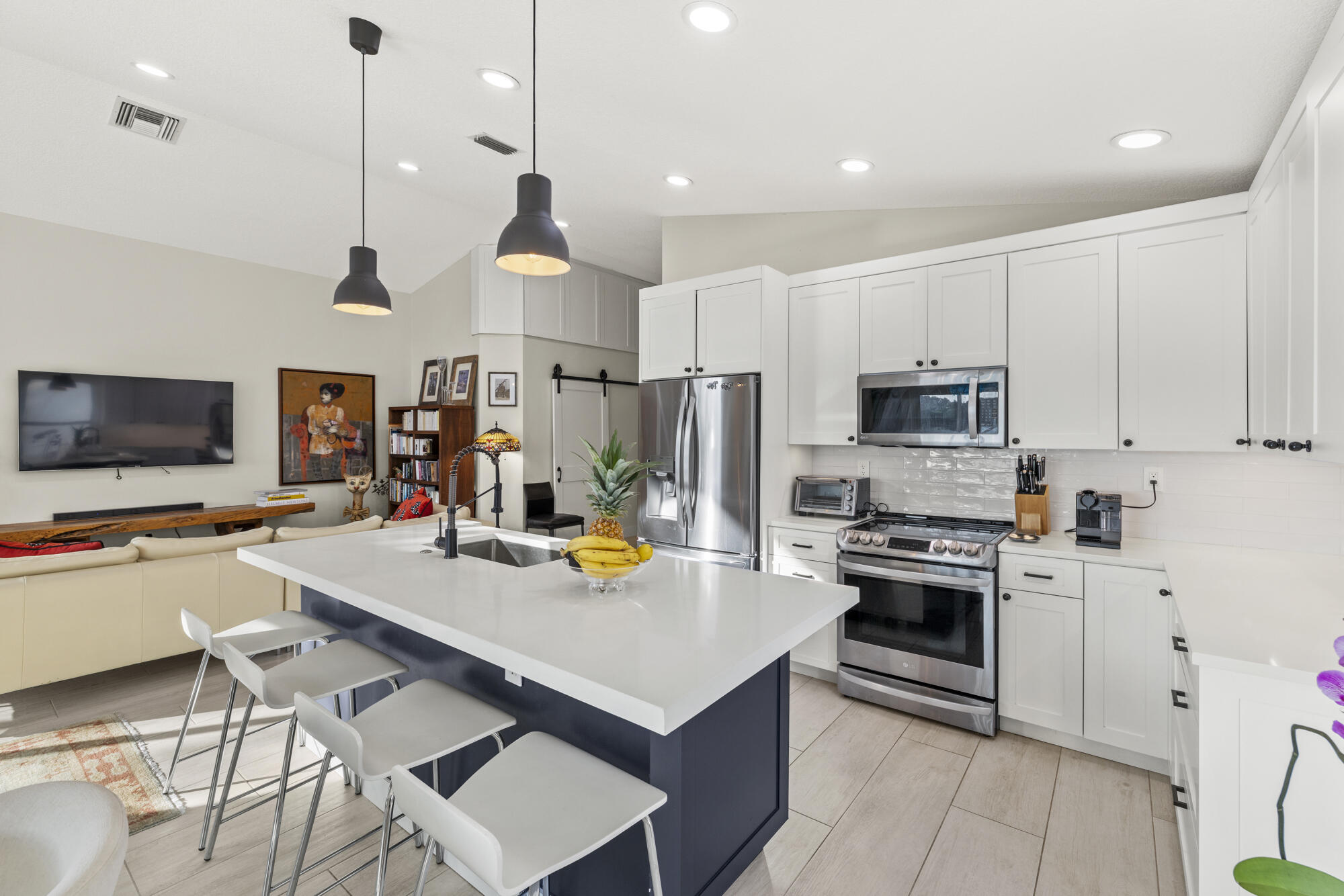 12227 Sunset Point Circle Wellington, FL 33414 - Photo 10 of 39 Kitchen