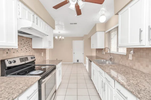 $1,825 | 13411 Splintered Oak Drive, Houston, TX 77065