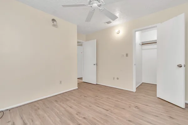 $1,825 | 13411 Splintered Oak Drive, Houston, TX 77065