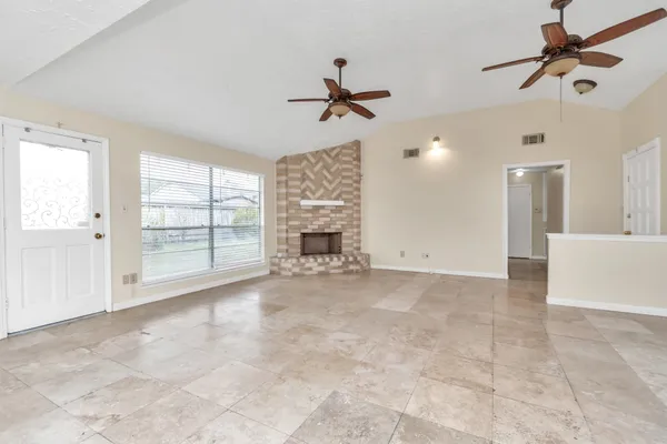 $1,825 | 13411 Splintered Oak Drive, Houston, TX 77065