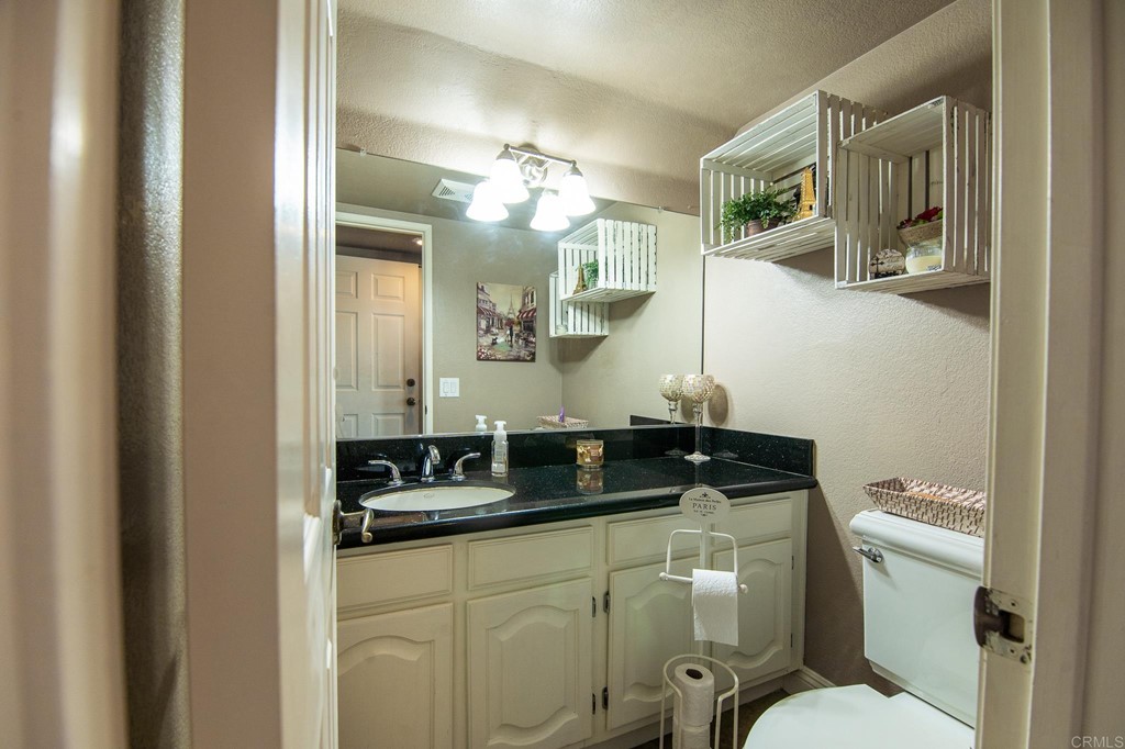 41676 Avenida De La Reina Temecula, CA 92592 - Photo 16 of 21