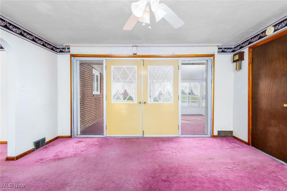 325 Rockdale Road Follansbee, WV 26037 - Photo 13 of 46 Foyer
