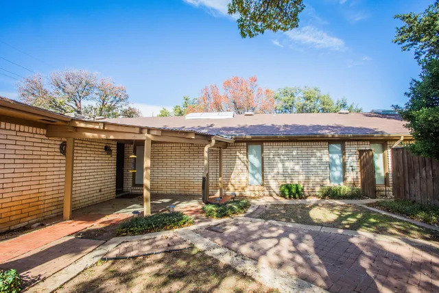 $385,000 | 3313 74th Street, Unit 3311 74, Lubbock, TX 79423