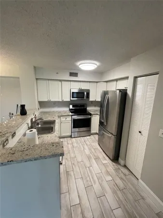 $2,300 | 7888 Sonoma Springs Circle, Unit 104, Lake Worth, FL 33463