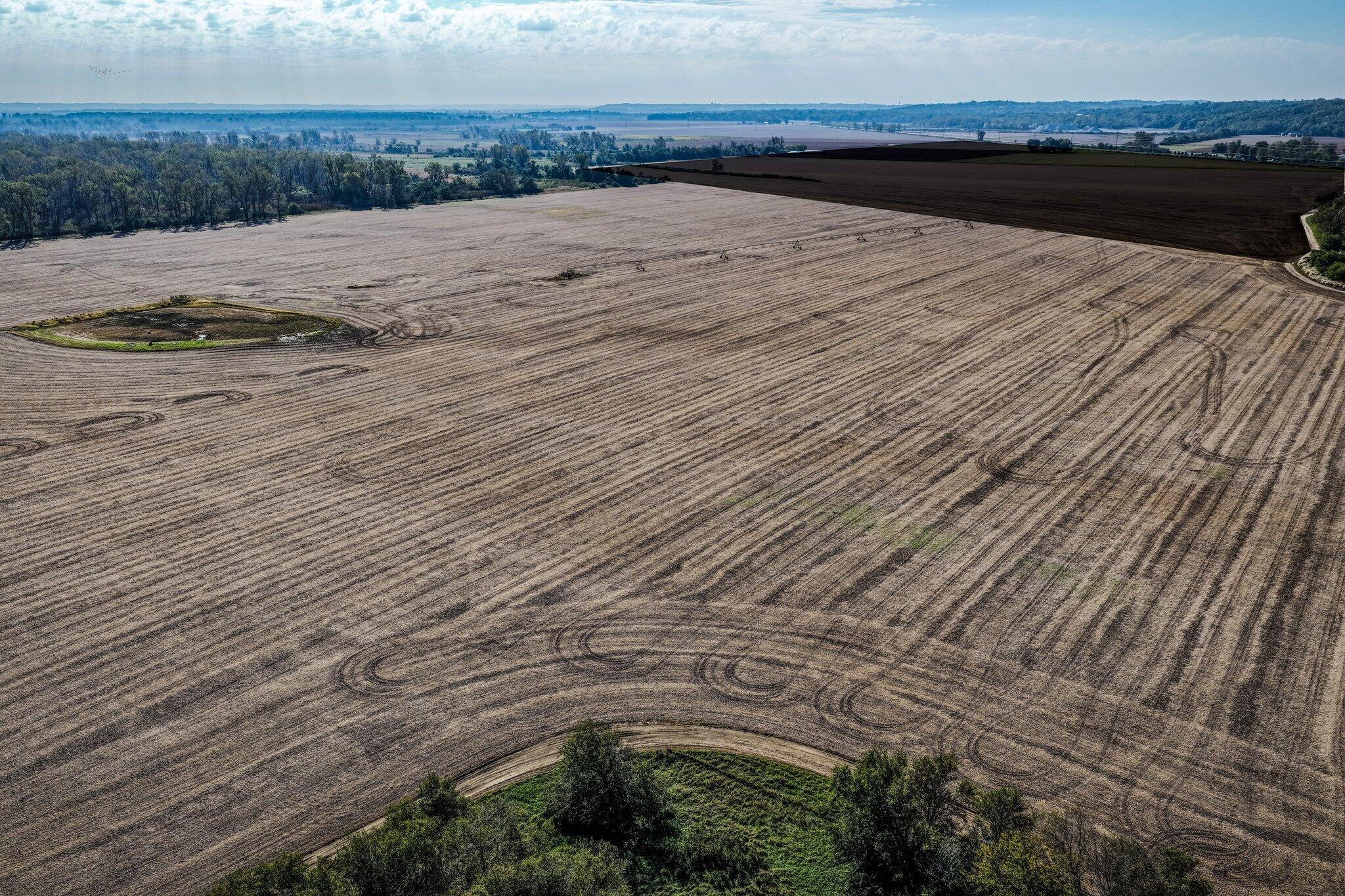 P41 County Road Missouri Valley, IA 51555 - Photo 26 of 29 DJI_20251001101838_0844_D darken