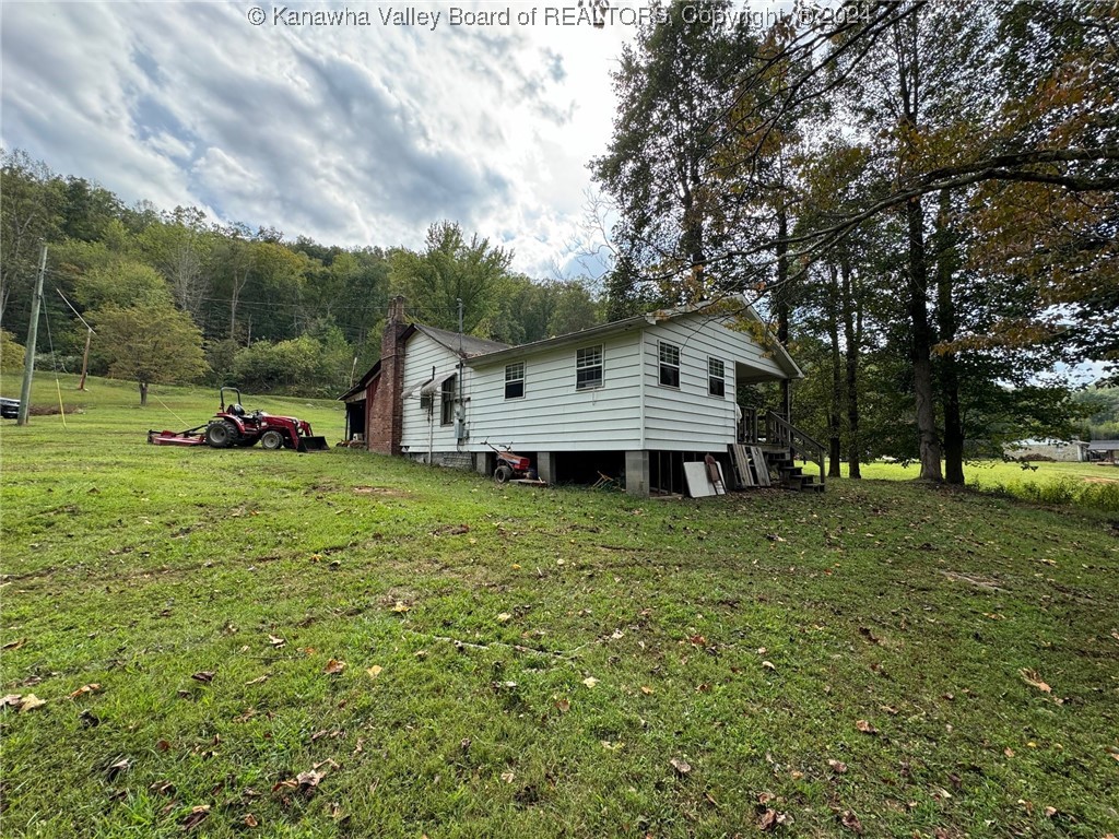 4986 Elk River Road Procious, WV 25164 - Photo 4 of 35 Gallery Image 4