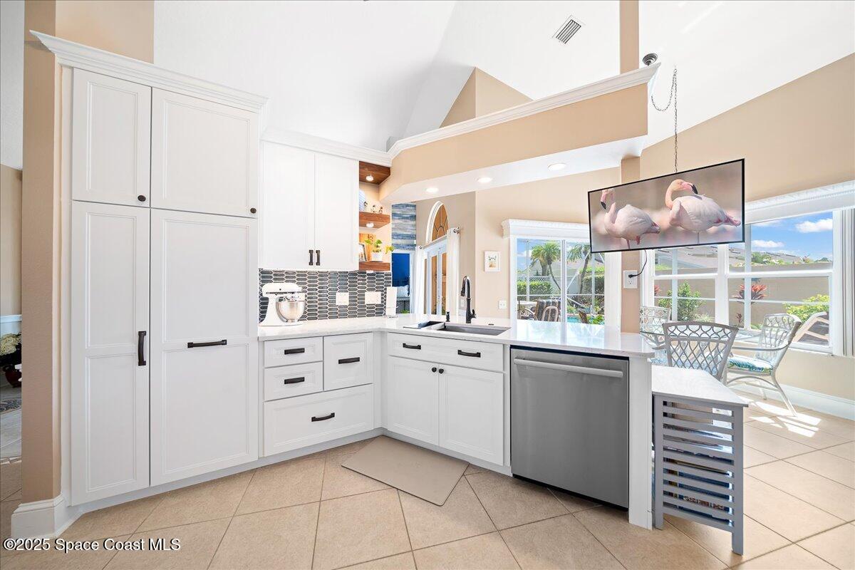 171 Seaview Street Melbourne Beach, FL 32951 - Photo 11 of 44